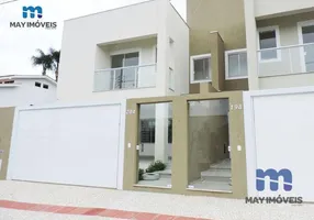 Foto 1 de Casa com 3 Quartos à venda, 175m² em Praia dos Amores, Balneário Camboriú