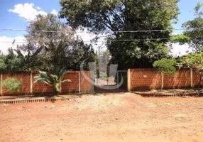 Foto 1 de Fazenda/Sítio com 3 Quartos à venda, 280m² em Parque Planalto, Araraquara