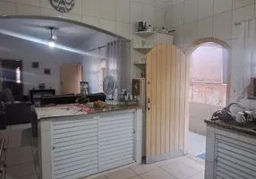 Foto 1 de Casa com 3 Quartos à venda, 175m² em Vila Caicara, Praia Grande