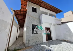 Foto 1 de Casa com 3 Quartos para alugar, 192m² em Guararapes, Fortaleza