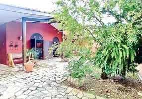 Foto 1 de Casa de Condomínio com 3 Quartos à venda, 310m² em Balneário Praia do Pernambuco, Guarujá