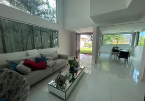 Foto 1 de Casa de Condomínio com 4 Quartos à venda, 250m² em Itaigara, Salvador