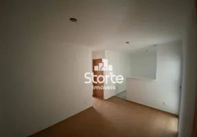 Foto 1 de Apartamento com 2 Quartos à venda, 39m² em Jardim Patrícia, Uberlândia