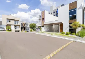 Foto 1 de Casa de Condomínio com 3 Quartos à venda, 200m² em Campo Comprido, Curitiba