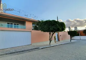 Foto 1 de Casa com 6 Quartos à venda, 420m² em Universitario, Caruaru