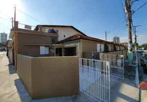 Foto 1 de Casa com 3 Quartos para alugar, 90m² em Vila Palmeiras, São Paulo