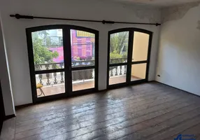 Foto 1 de Sobrado com 4 Quartos à venda, 300m² em Vila Madalena, São Paulo