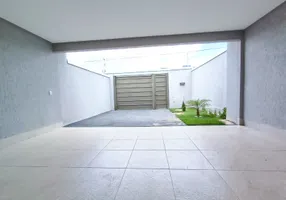 Foto 1 de Casa com 3 Quartos à venda, 180m² em Jardim Itaipu, Goiânia