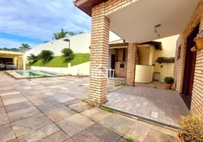 Foto 1 de Casa de Condomínio com 3 Quartos para venda ou aluguel, 380m² em Granja Viana, Cotia