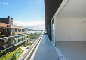 Foto 1 de Cobertura com 3 Quartos à venda, 342m² em Joao Paulo, Florianópolis