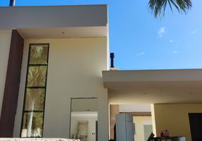 Casa de Condomínio com 3 Quartos à venda, 166m² em Cachoeira do Bom Jesus, Florianópolis - imagem 1 Foto 1 de Casa de Condomínio com 3 Quartos à venda, 166m² em Cachoeira do Bom Jesus, Florianópolis