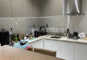 Foto 1 de Apartamento com 2 Quartos à venda, 62m² em Passo da Areia, Porto Alegre