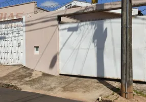 Foto 1 de Casa com 2 Quartos à venda, 170m² em Jardim Bandeirantes, São Carlos