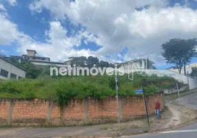 Foto 1 de Lote/Terreno à venda, 950m² em Estoril, Belo Horizonte