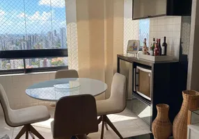 Foto 1 de Apartamento com 4 Quartos à venda, 137m² em Casa Forte, Recife