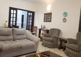 Foto 1 de Casa com 3 Quartos à venda, 227m² em Suissa, Ribeirão Pires