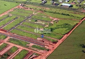 Foto 1 de Lote/Terreno à venda, 250m² em Laranjeiras, Uberlândia