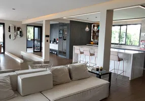 Foto 1 de Casa com 4 Quartos à venda, 2092m² em América, Joinville
