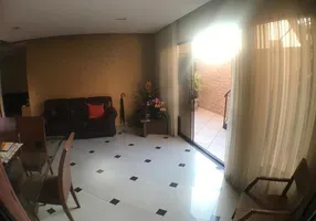 Foto 1 de Casa com 5 Quartos à venda, 270m² em Fernão Dias, Belo Horizonte