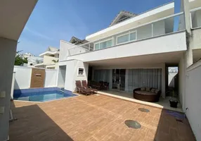 Foto 1 de Casa com 4 Quartos para alugar, 300m² em Recreio Dos Bandeirantes, Rio de Janeiro