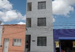 Foto 1 de Apartamento com 2 Quartos para alugar, 24m² em José Bonifácio, Fortaleza