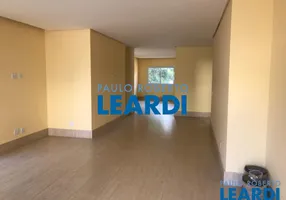 Foto 1 de Casa com 4 Quartos à venda, 289m² em Jardim Londrina, São Paulo