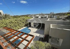 Foto 1 de Casa de Condomínio com 4 Quartos à venda, 500m² em Alphaville Flamboyant, Goiânia