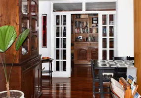 Foto 1 de Apartamento com 4 Quartos à venda, 167m² em Vila Uberabinha, São Paulo