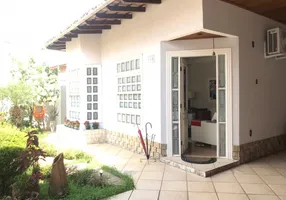 Foto 1 de Casa com 4 Quartos à venda, 300m² em Morada da Colina, Volta Redonda