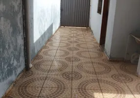 Foto 1 de Casa com 2 Quartos à venda, 100m² em Bom Pastor, Ubá