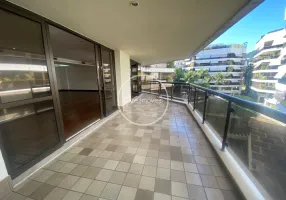 Foto 1 de Apartamento com 4 Quartos à venda, 251m² em Lagoa, Rio de Janeiro