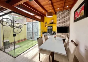 Foto 1 de Casa com 3 Quartos à venda, 75m² em São José, Canoas