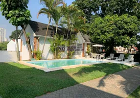 Foto 1 de Casa de Condomínio com 4 Quartos à venda, 221m² em Brooklin, São Paulo