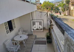 Foto 1 de Casa de Condomínio com 3 Quartos à venda, 380m² em Freguesia- Jacarepaguá, Rio de Janeiro