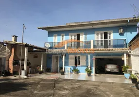Foto 1 de Casa com 3 Quartos à venda, 198m² em Vila Alvorada, Imbituba