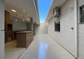 Foto 1 de Casa com 3 Quartos à venda, 252m² em Jardim Itapura, Presidente Prudente