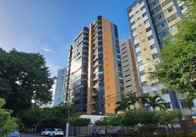 Foto 1 de Apartamento com 4 Quartos à venda, 265m² em Itaigara, Salvador