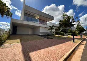 Foto 1 de Casa de Condomínio com 4 Quartos à venda, 300m² em Granja Marileusa , Uberlândia