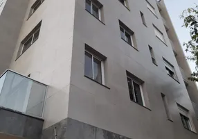 Foto 1 de Apartamento com 2 Quartos à venda, 60m² em Sagrada Família, Belo Horizonte