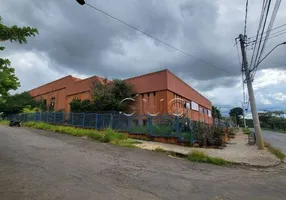 Foto 1 de Galpão/Depósito/Armazém para venda ou aluguel, 2865m² em Jardim Pacaembu, Piracicaba