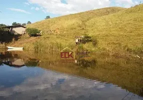 Foto 1 de Fazenda/Sítio com 4 Quartos à venda, 60000m² em Centro, Lagoinha