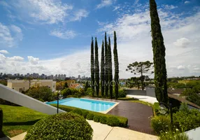 Foto 1 de Casa com 4 Quartos à venda, 1000m² em Santo Inácio, Curitiba