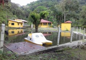 Chácara com 4 Quartos para alugar, 500m² em Parada Modelo, Guapimirim - imagem 1 Foto 1 de Chácara com 4 Quartos para alugar, 500m² em Parada Modelo, Guapimirim