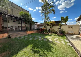 Foto 1 de Casa com 3 Quartos à venda, 360m² em Santa Cruz, Belo Horizonte