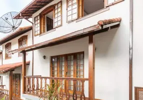 Foto 1 de Casa com 3 Quartos à venda, 144m² em Braunes, Nova Friburgo