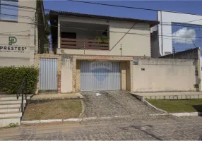 Foto 1 de Casa com 4 Quartos à venda, 244m² em Lagoa Nova, Natal