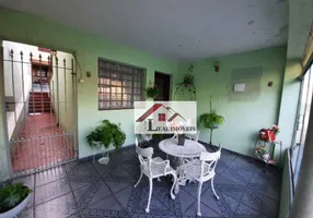 Foto 1 de Casa com 4 Quartos à venda, 240m² em Vila Camilopolis, Santo André