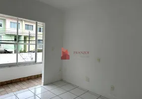 Foto 1 de Sobrado com 3 Quartos à venda, 123m² em Fazendinha, Itajaí