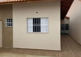 Foto 1 de Casa com 2 Quartos à venda, 67m² em Parque Augustus, Itanhaém