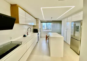 Foto 1 de Apartamento com 4 Quartos à venda, 242m² em Setor Marista, Goiânia